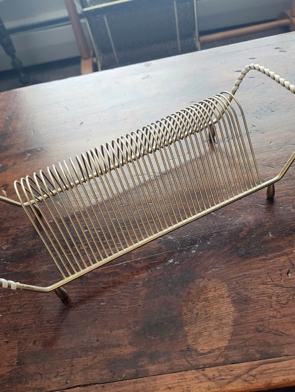 Vintage Wire 45 RPM Record Rack Gold Tone Handles Mid Century Vinyl Holder 12.5"